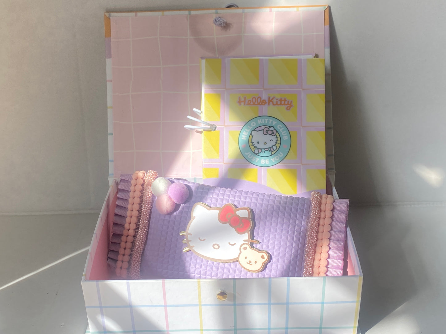 Pastel Hello Kitty Box
